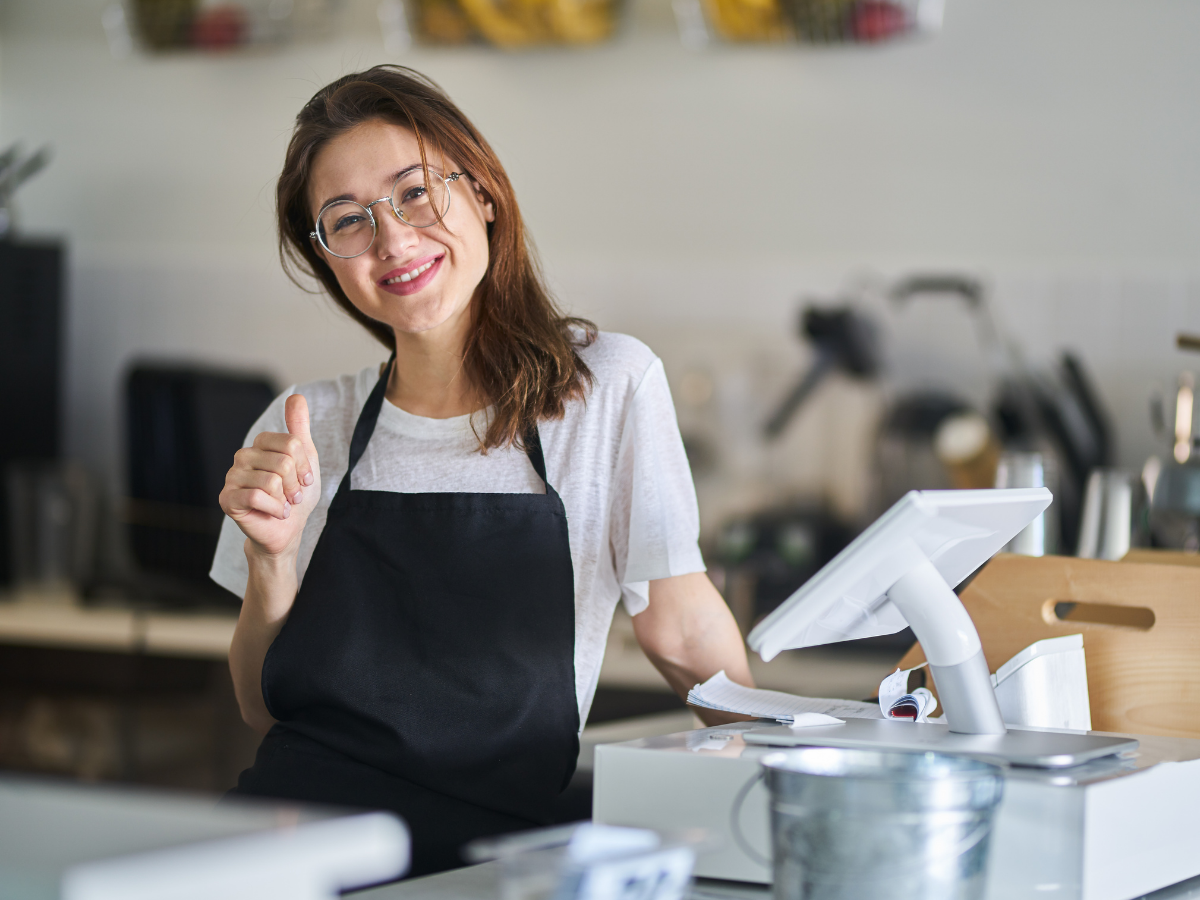 So sánh phần mềm bán hàng LOOP và Chủ tiệm POS